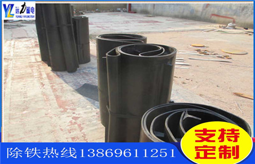電磁除鐵器皮帶，電磁除鐵器皮帶跑偏是反方向調(diào)整嗎調(diào)整方法_電磁除鐵器皮帶跑偏是反方向調(diào)整嗎跑偏原因及如何調(diào)_刮板價(jià)格