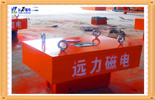懸掛式永磁除鐵器，遼寧懸掛式永磁除鐵器廠家知識參數(shù)_內(nèi)部磁塊安裝方法_遼寧懸掛式永磁除鐵器廠家型號價格