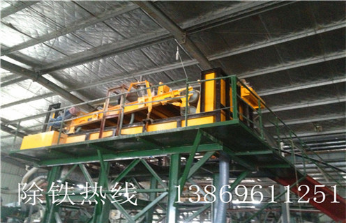 永磁帶式除鐵器，四川永磁帶式除鐵器工作原理_如何卸鐵國(guó)家標(biāo)準(zhǔn)安裝工作視頻_四川永磁帶式除鐵器工作原理 